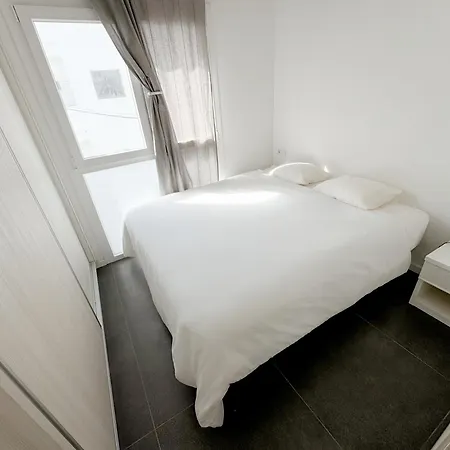 Apartment In La Santa, Lanzarote, By The Sea *